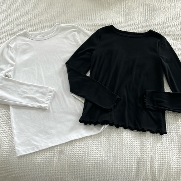 Set of 2 long sleeve shirts, Size 10/12 - Picture 1 of 5